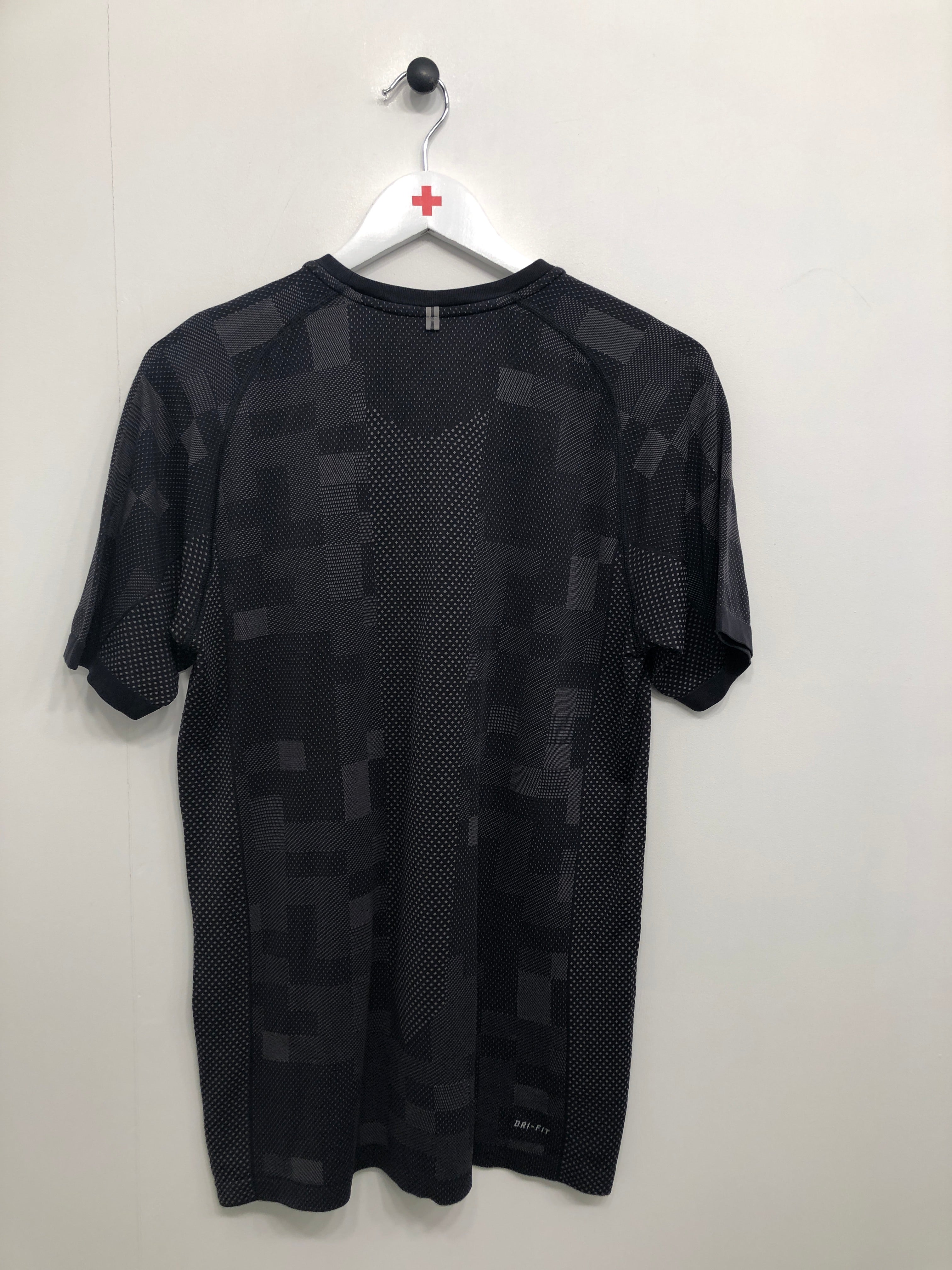 Nike T-shirt
